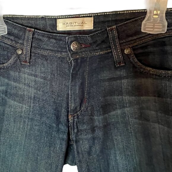Habitual Made Mid Wash Low Rise Straight Leg Denim Blue Jeans Women's SI… - Picture 9 of 10